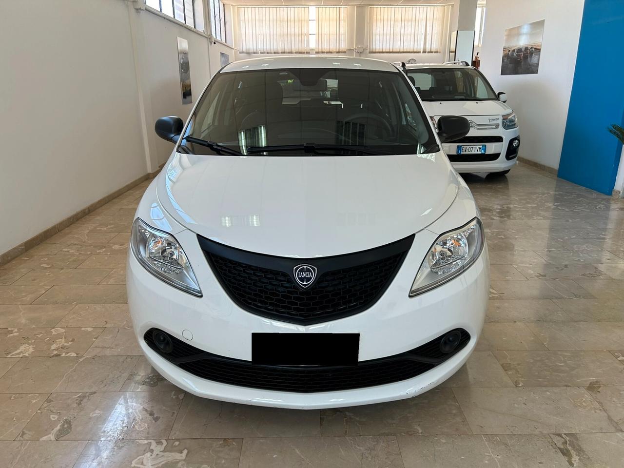 Lancia Ypsilon 1.2 69 CV 5 porte Elefantino Blu