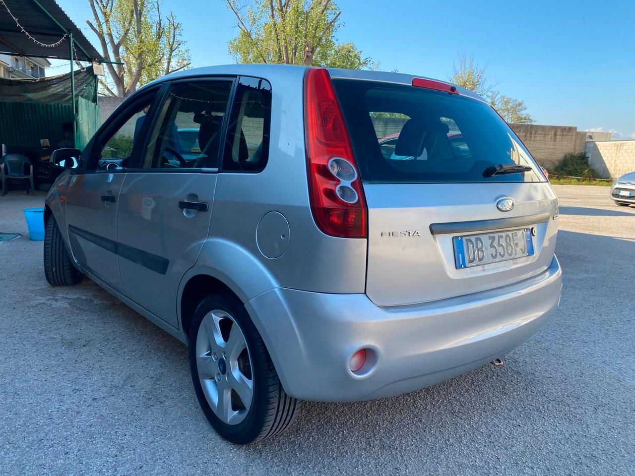 Ford Fiesta 1.4 TDCi 5p. Full opt restyling economica 2006