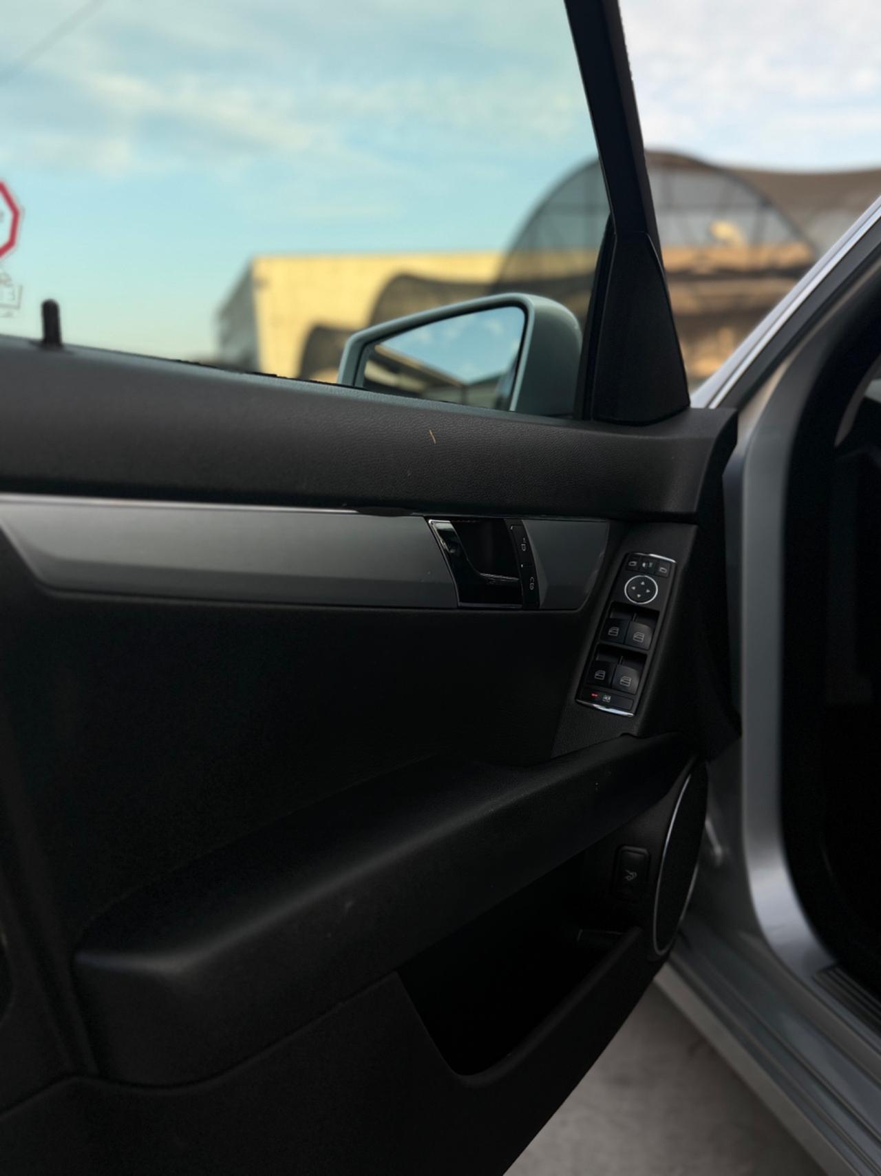 Mercedes-benz C 250 CDI BlueEFFICIENCY Avantg. AMG