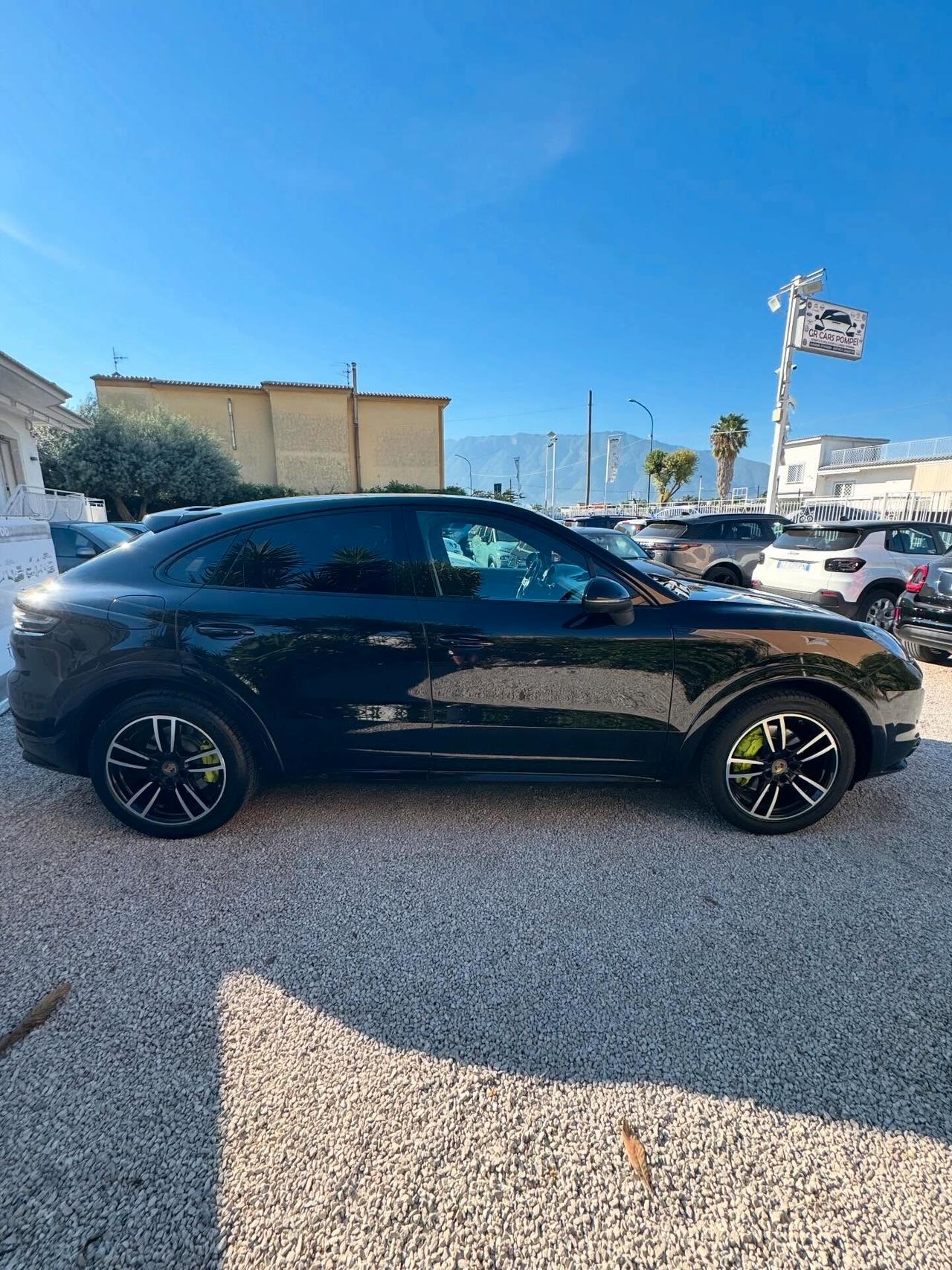 Porsche Cayenne COUPE