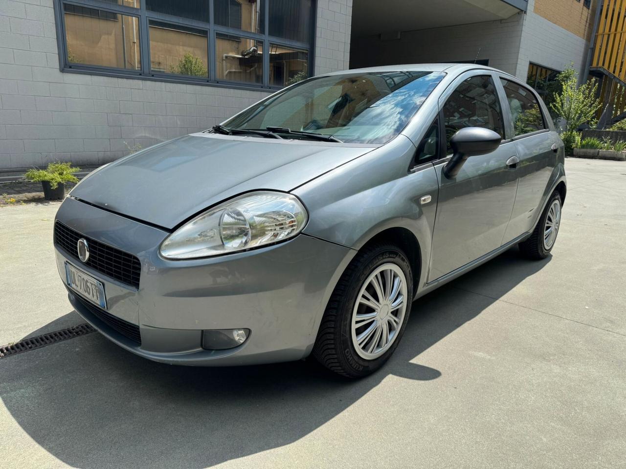 Fiat Grande Punto 1.2 benzina 5 porte Dynamic