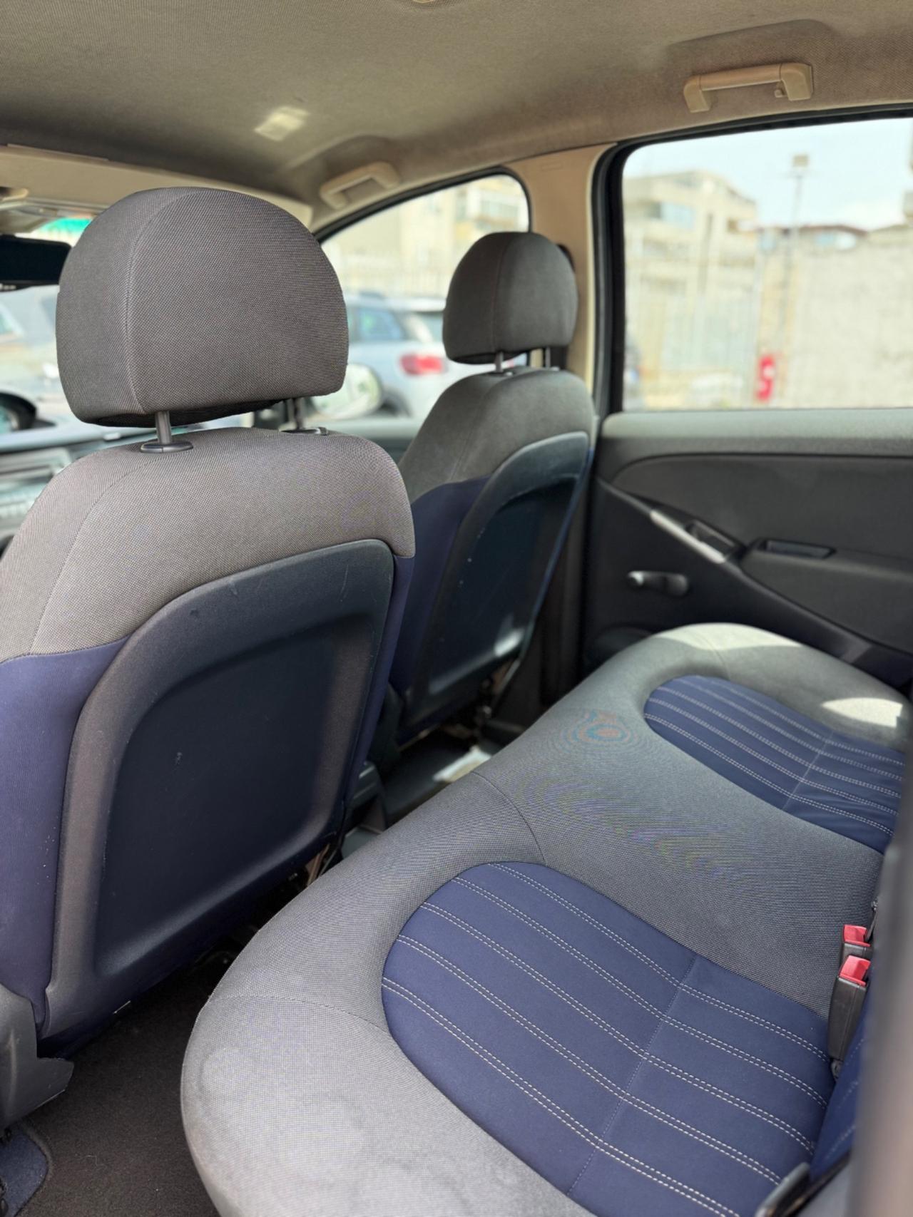 Lancia MUSA 1.3 Multijet 16V 70 CV Argento