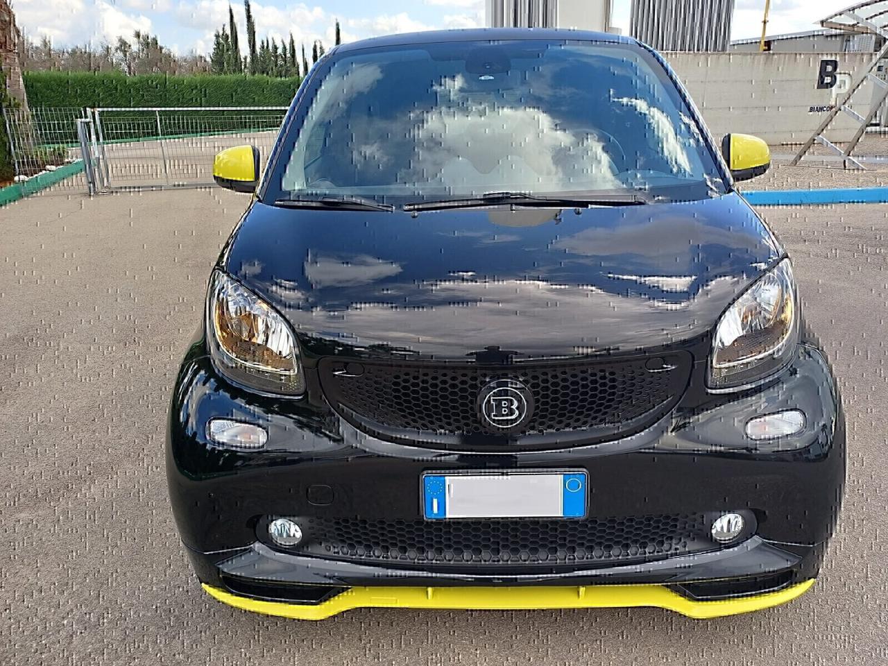 SMART FOR TWO 900 cc 90 CV ALLESTIMENTO BRABUS -2016