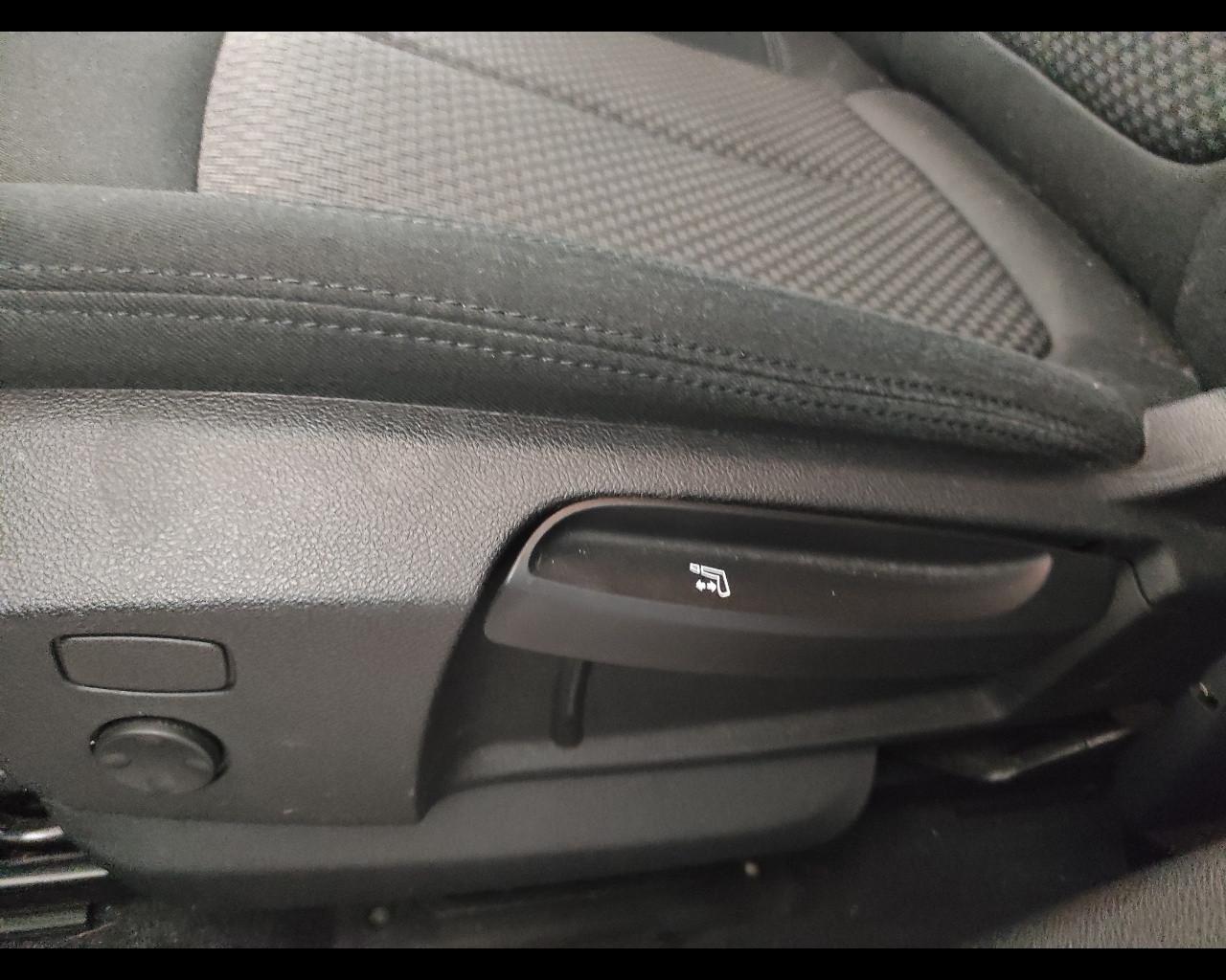 BMW X1 (F48) - X1 sDrive18d Business