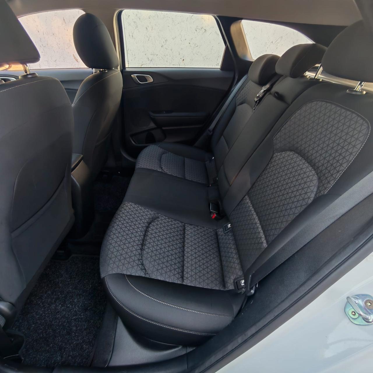 Kia Ceed 1.6 CRDi 115 CV DCT SW Business Class