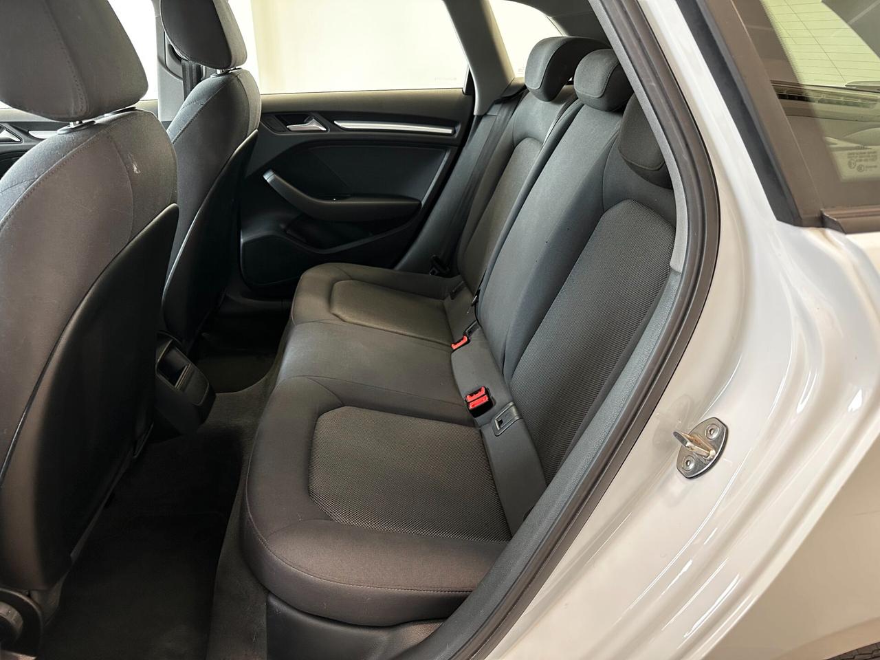 Audi A3 SPB 2.0 TDI S tronic Business