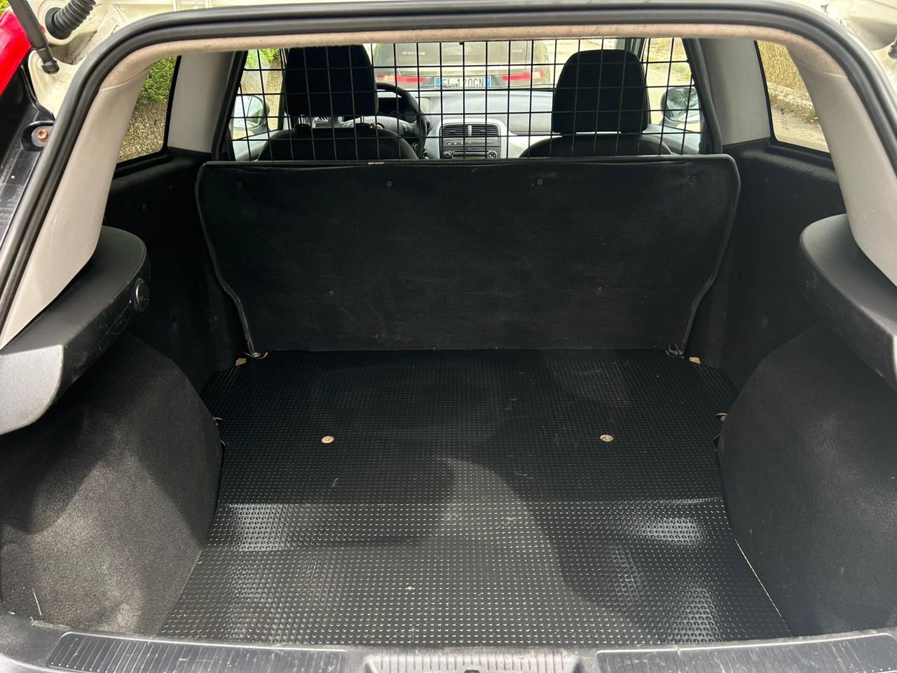 Fiat Grande Punto VAN 1.3 MJ 55 Kw-2010