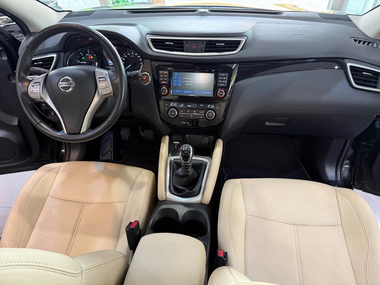 Nissan Qashqai 1.5 dci Tekna 110cv TETTO+CAMERE 360°