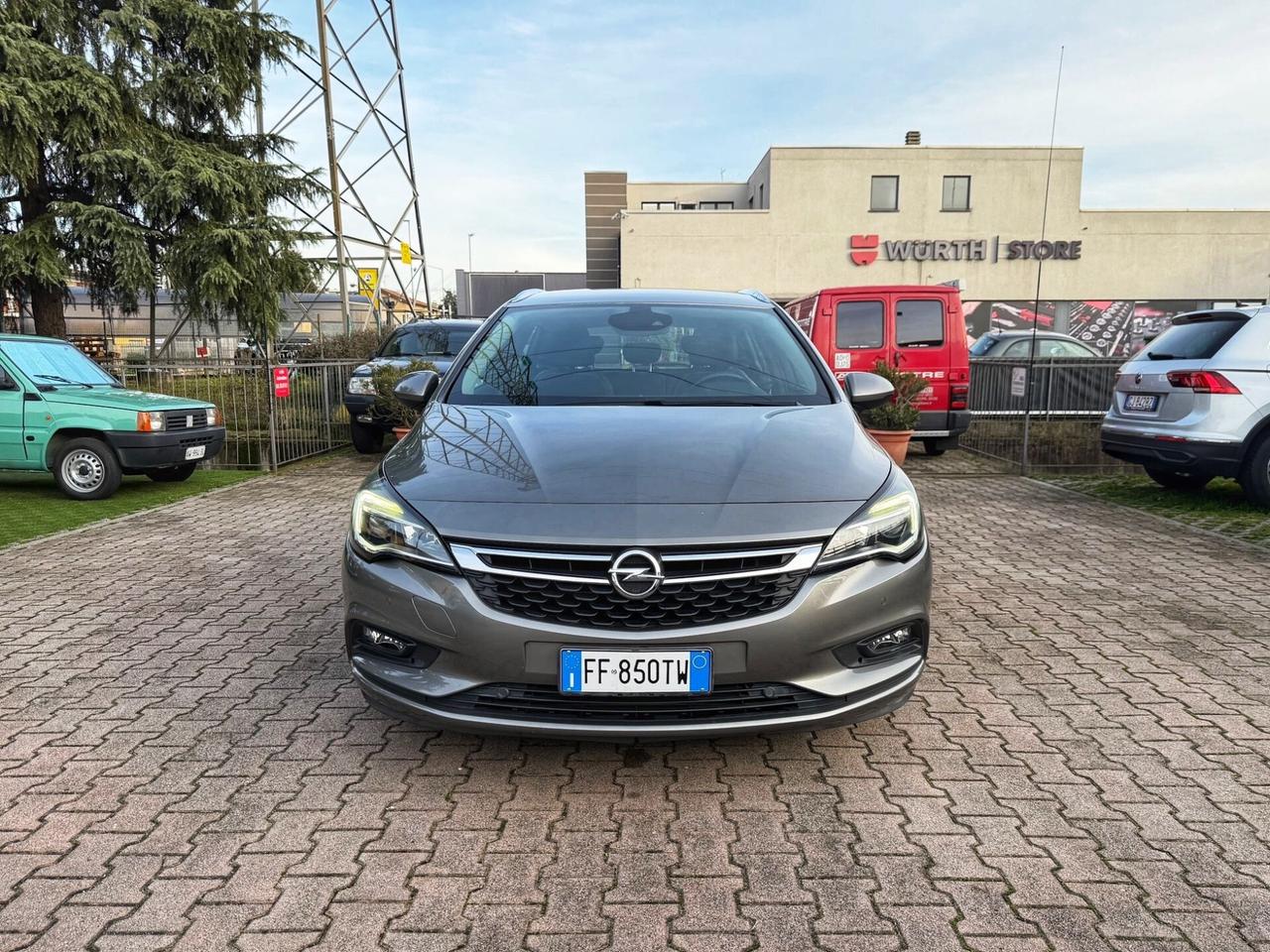 Opel Astra 1.6 CDTi 110CV AUTOMATICA NAVIGA CRUISE CAMERA OK NEOPATENTATI