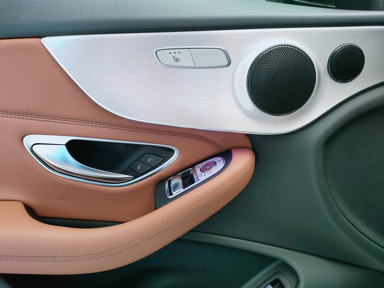 Mercedes-Benz Classe C-C205 2018 Coupe - C Coupe 220 d Premium 4matic auto