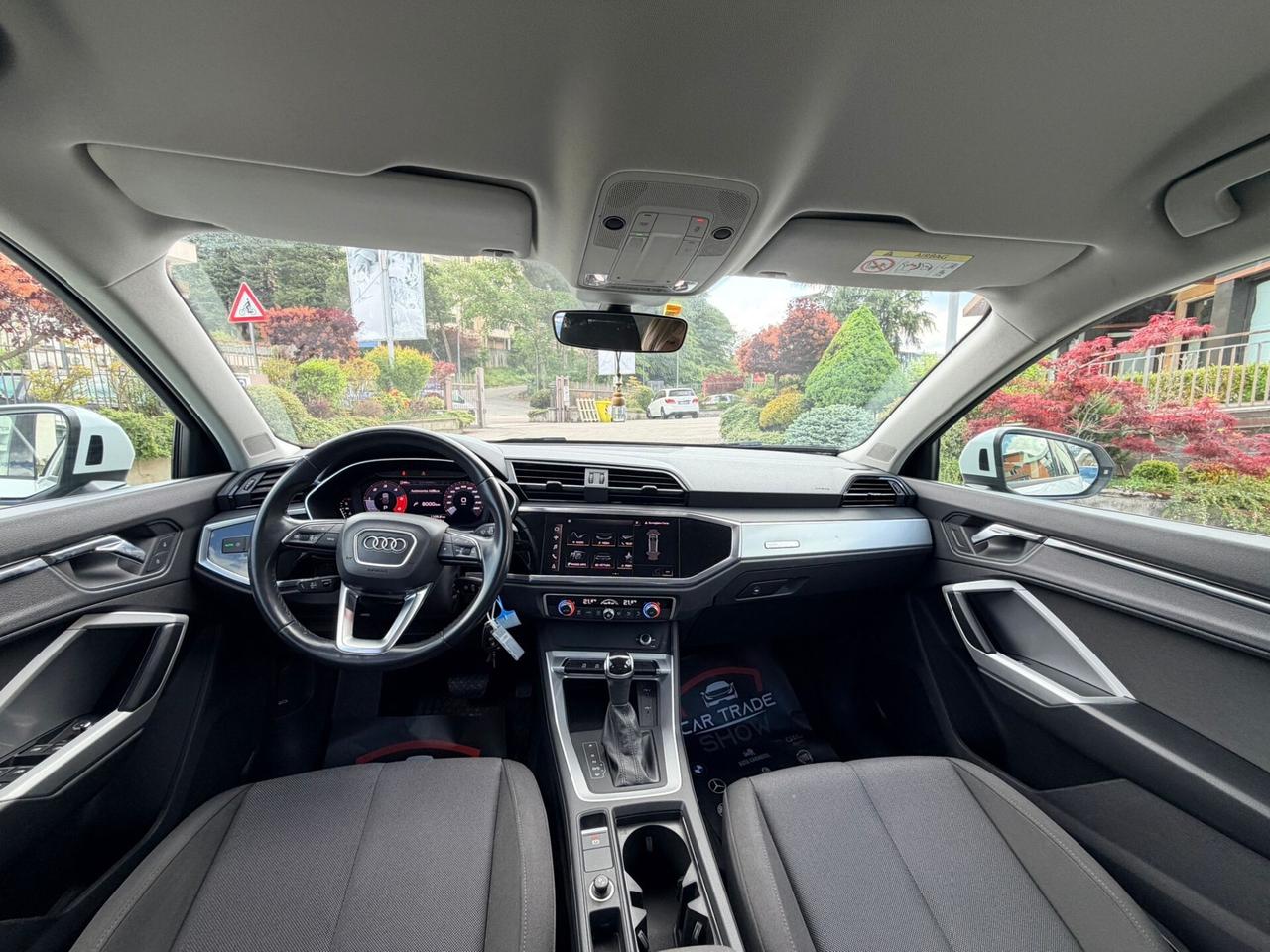 AUDI Q3 35 TDI S TRONIC BUSINESS