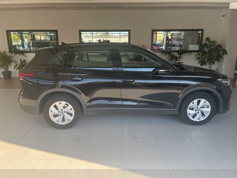 Volkswagen Tiguan III 2024 2.0 tdi Life 150cv dsg