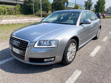Audi A8 4.2 V8 TDI F.AP. quattro tiptronic 145.000km