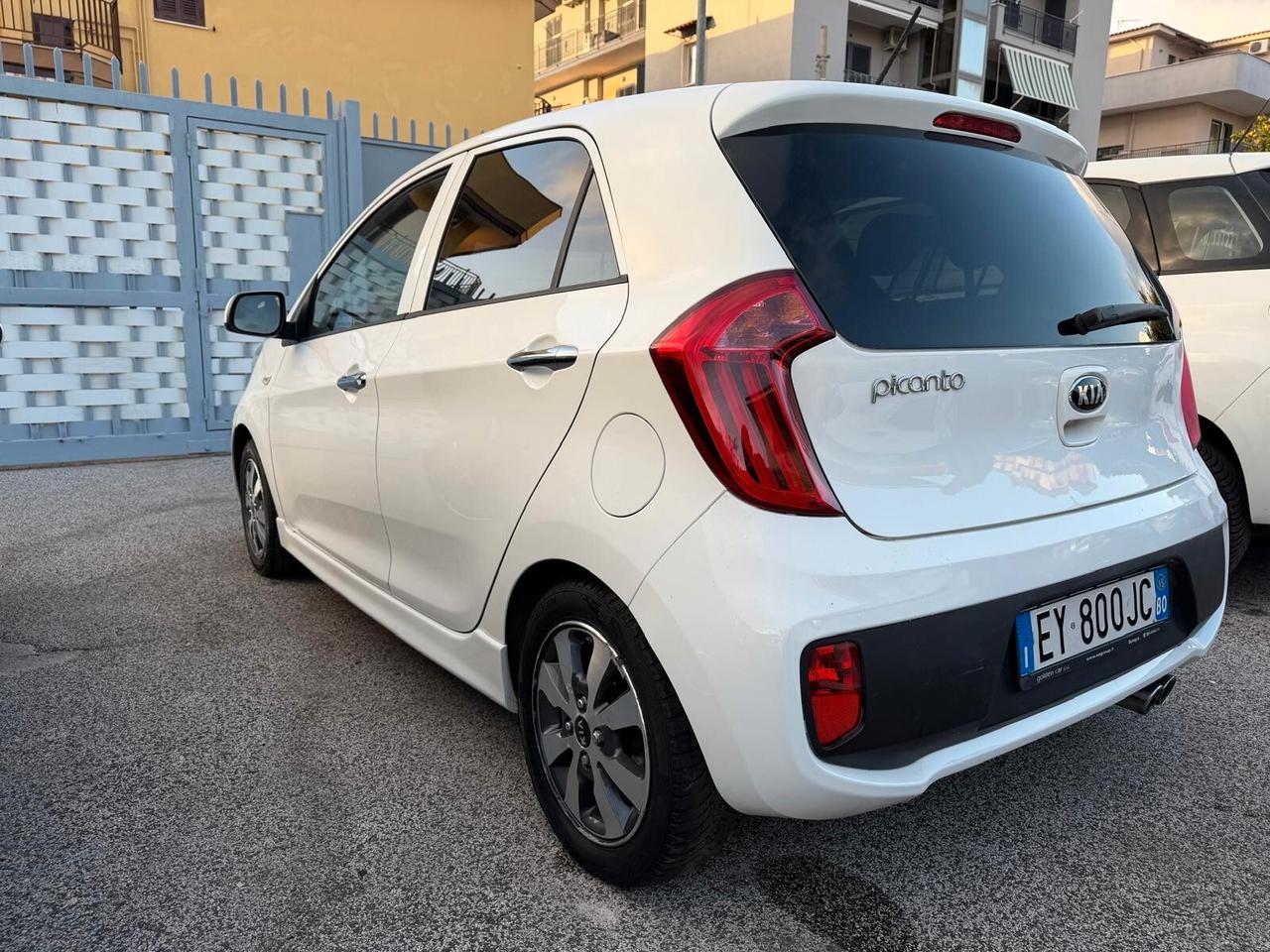 Kia Picanto 1.0 12V EcoGPL 5 porte Glam