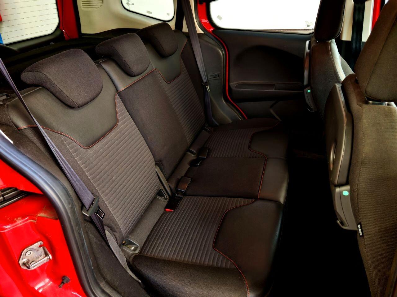 Ford Tourneo Courier 1.0 Sport EcoBoost