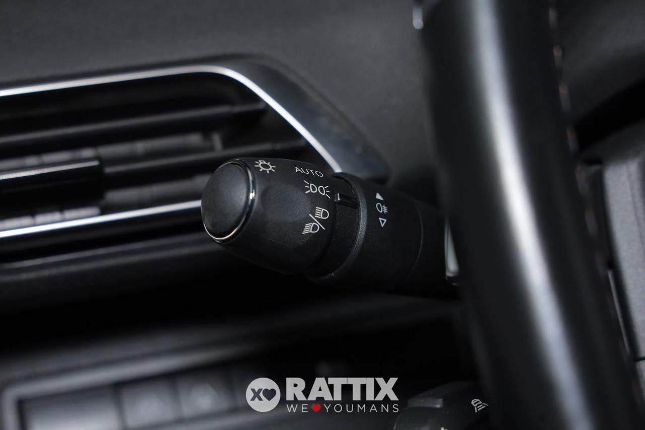 Peugeot 3008 1.6 Hybrid4 300CV GT Pack e-EAT8