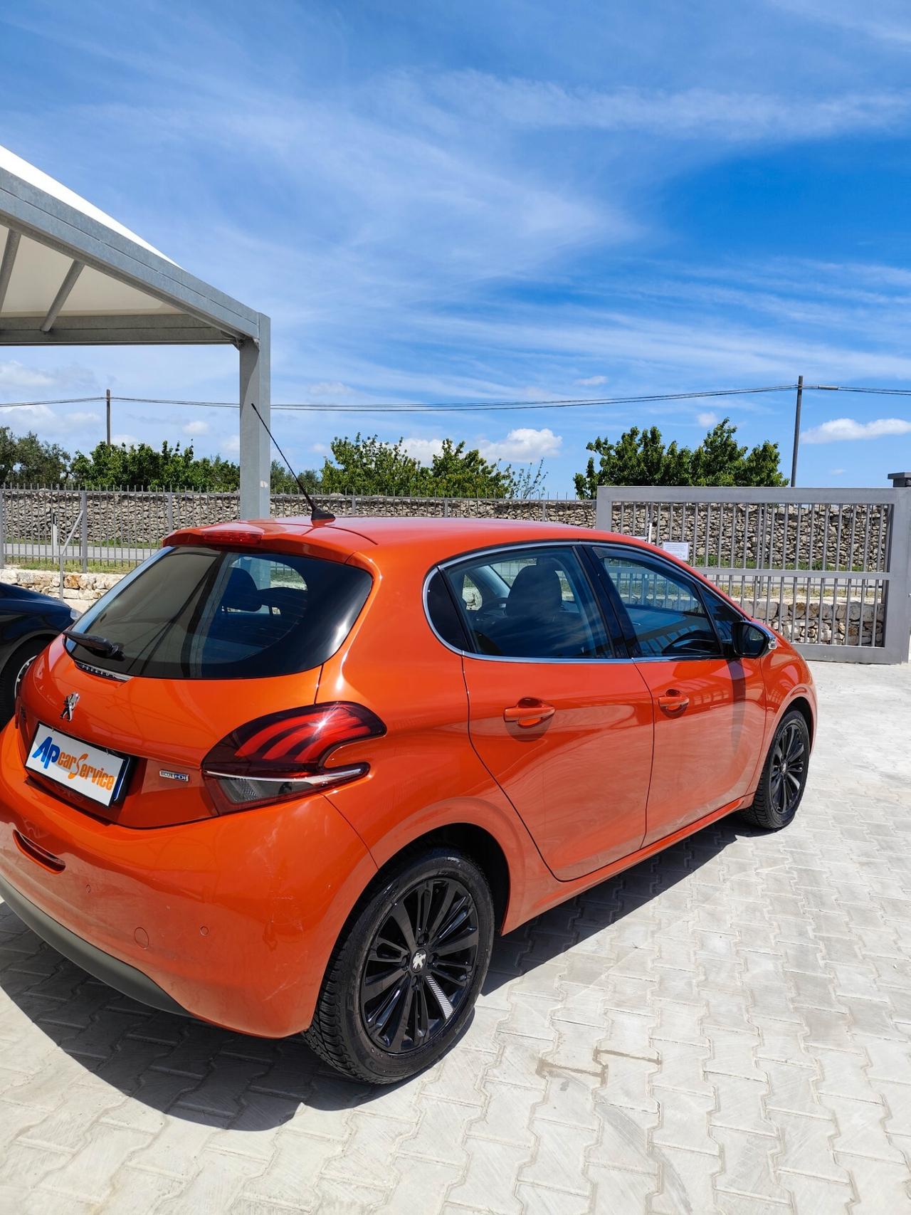 Peugeot 208 BlueHDi 75 5 porte Allure