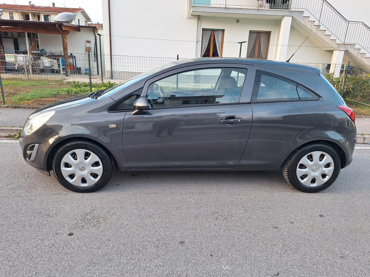 Opel Corsa 1.3 CDTI 75CV F.AP. 3 porte b-color NEOPATENTATI EURO5