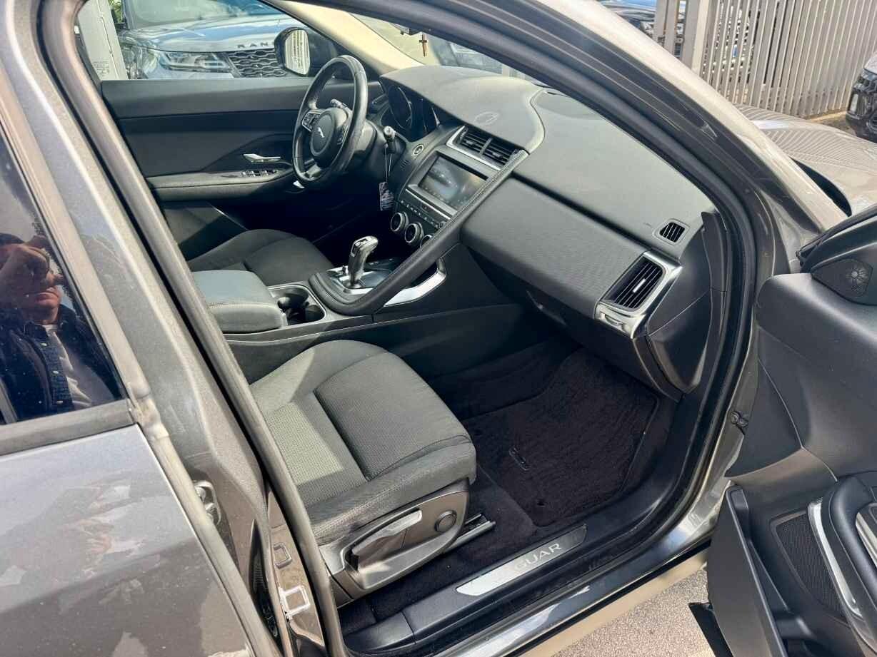 Jaguar E-Pace 2.0D 150 CV AWD aut. R-Dynamic