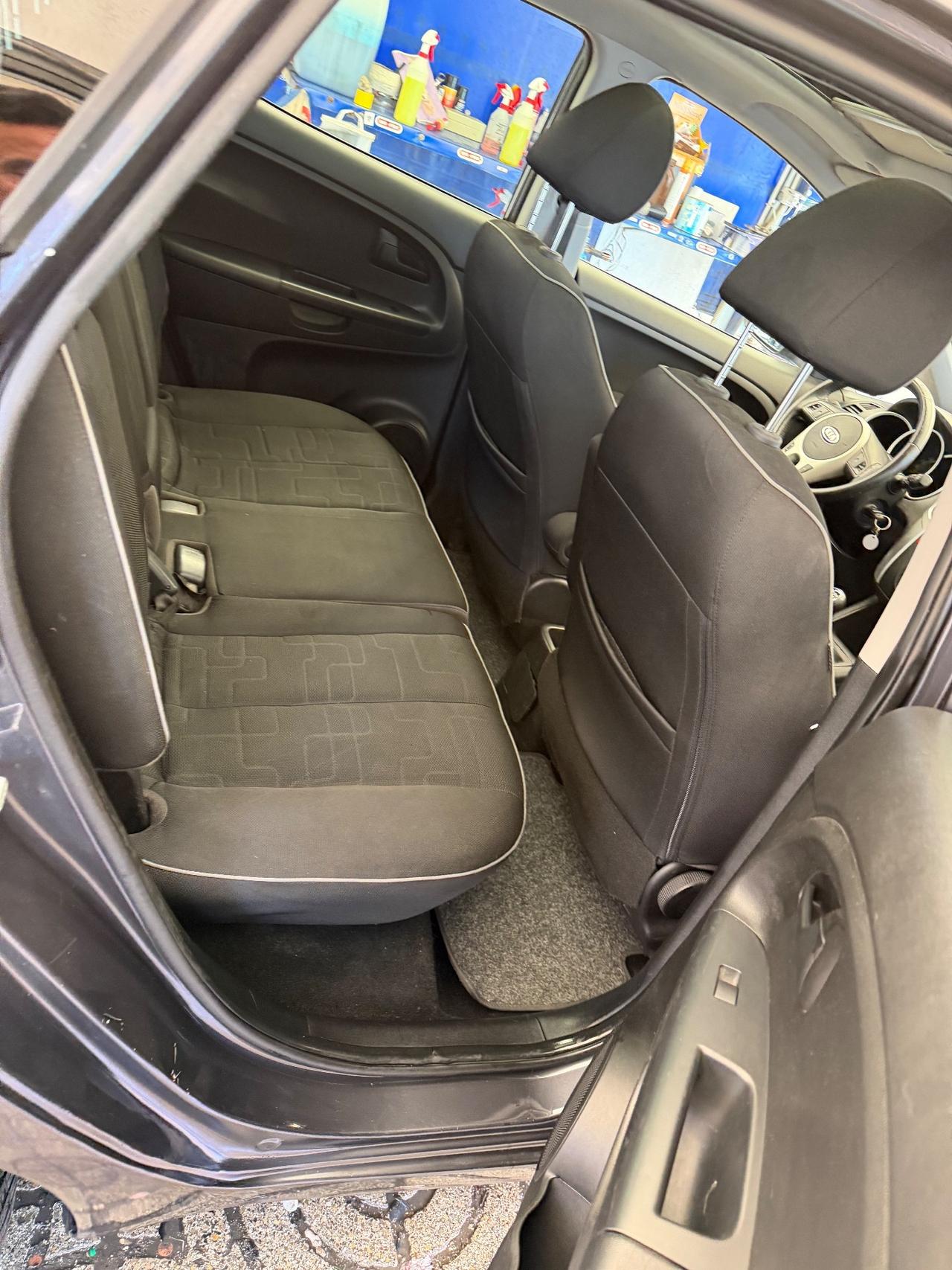 Kia Venga 1.4 CRDi 90CV Cool