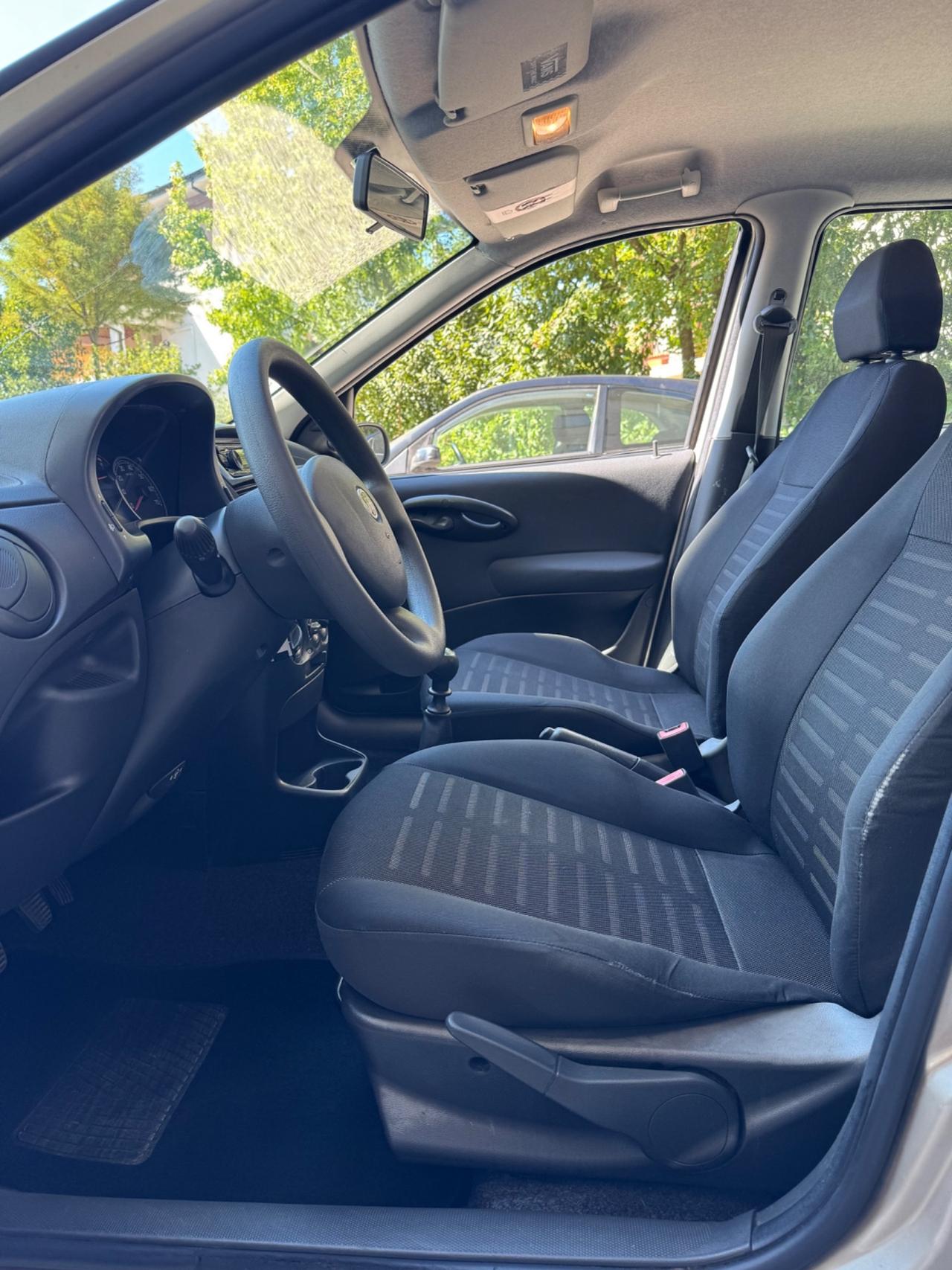 Fiat Punto 1.2 benzina CLIMA
