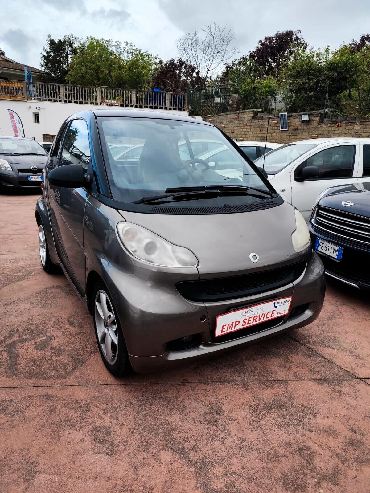 Smart ForTwo 52 kW MHD coupé White Tailor Made