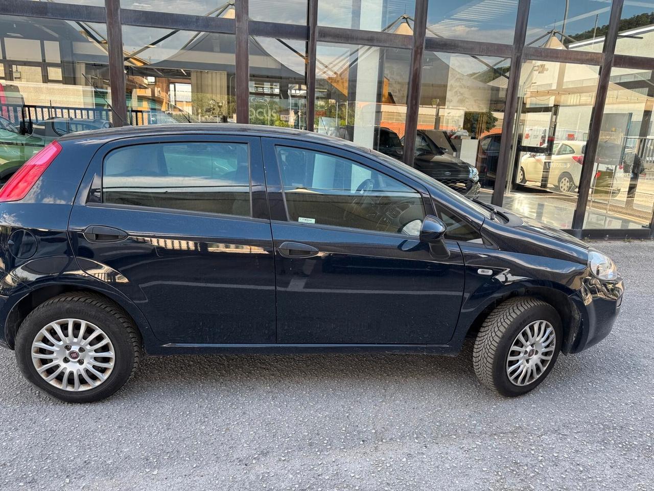 Fiat Punto 1.4 8V 5 porte Natural Power Street