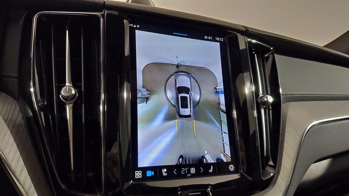 VOLVO Xc60 T8 Recharge Plug-In Hybrid Awd Aut. Ultimate Dark
