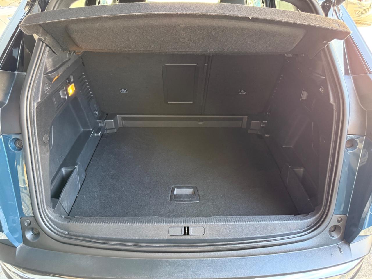 Peugeot 3008 BlueHDi 130 S&S EAT8 GT