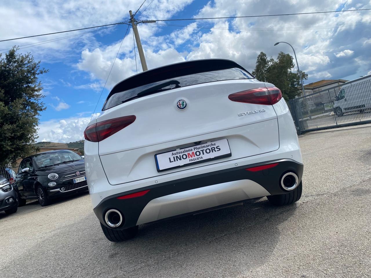 Alfa Romeo Stelvio 2.2 Turbodiesel 180 CV AT8 RWD Executive