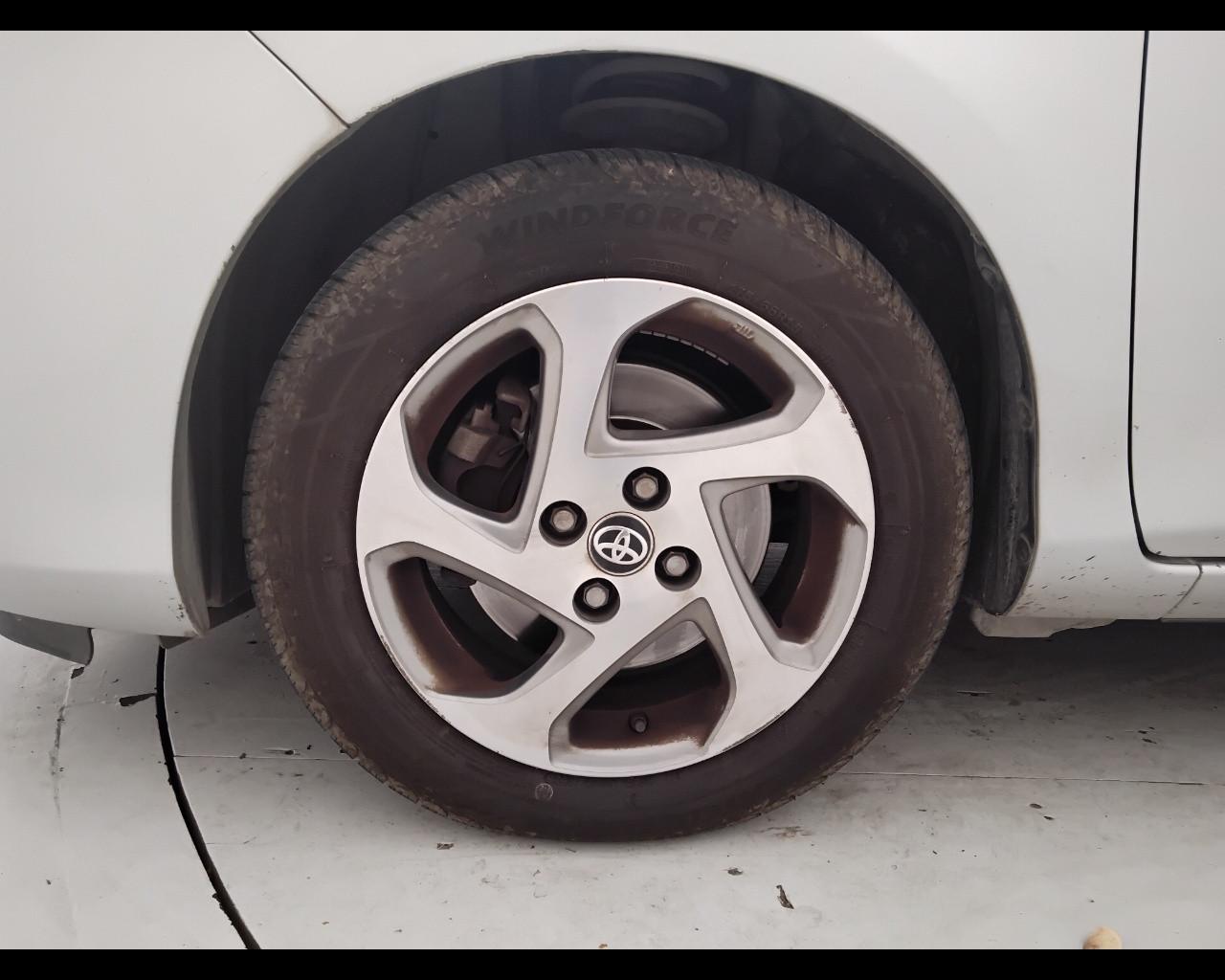 TOYOTA Yaris III 2015 - Yaris 5p 1.5h Active my16