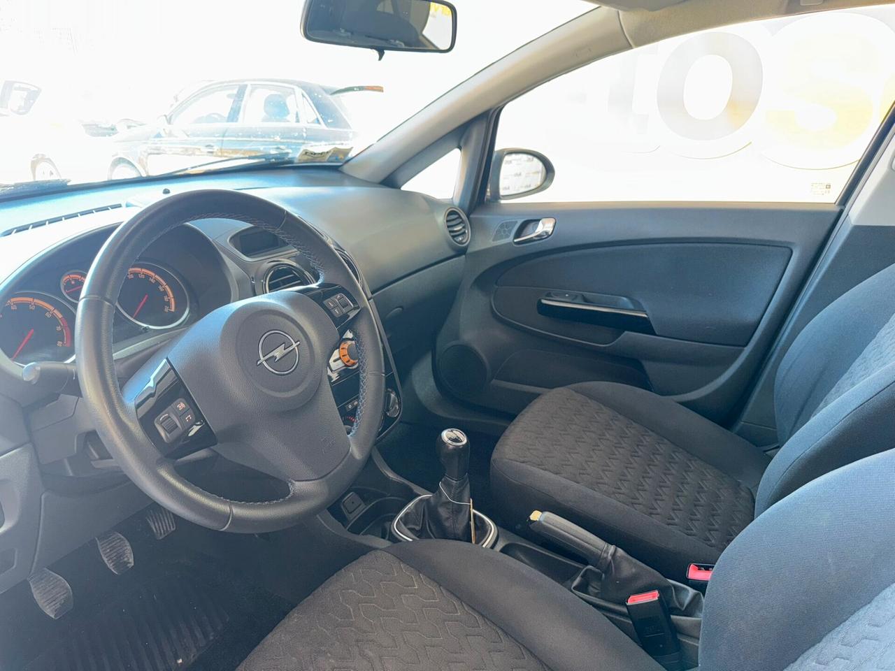 Opel Corsa 1.2 85CV 5 porte GPL-TECH Edition