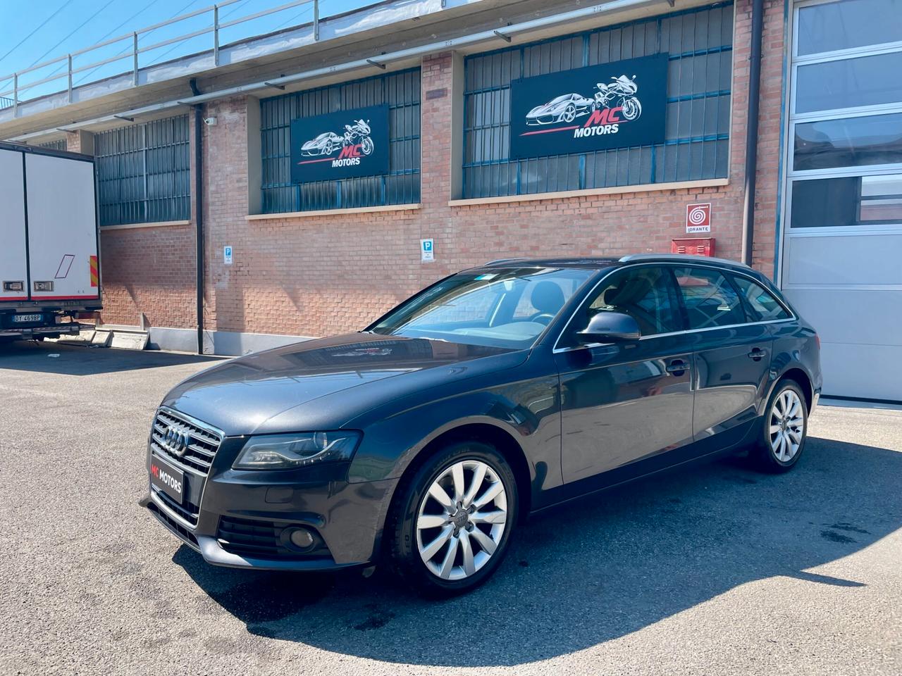 Audi A4 2.0 TDI Manuale 143CV