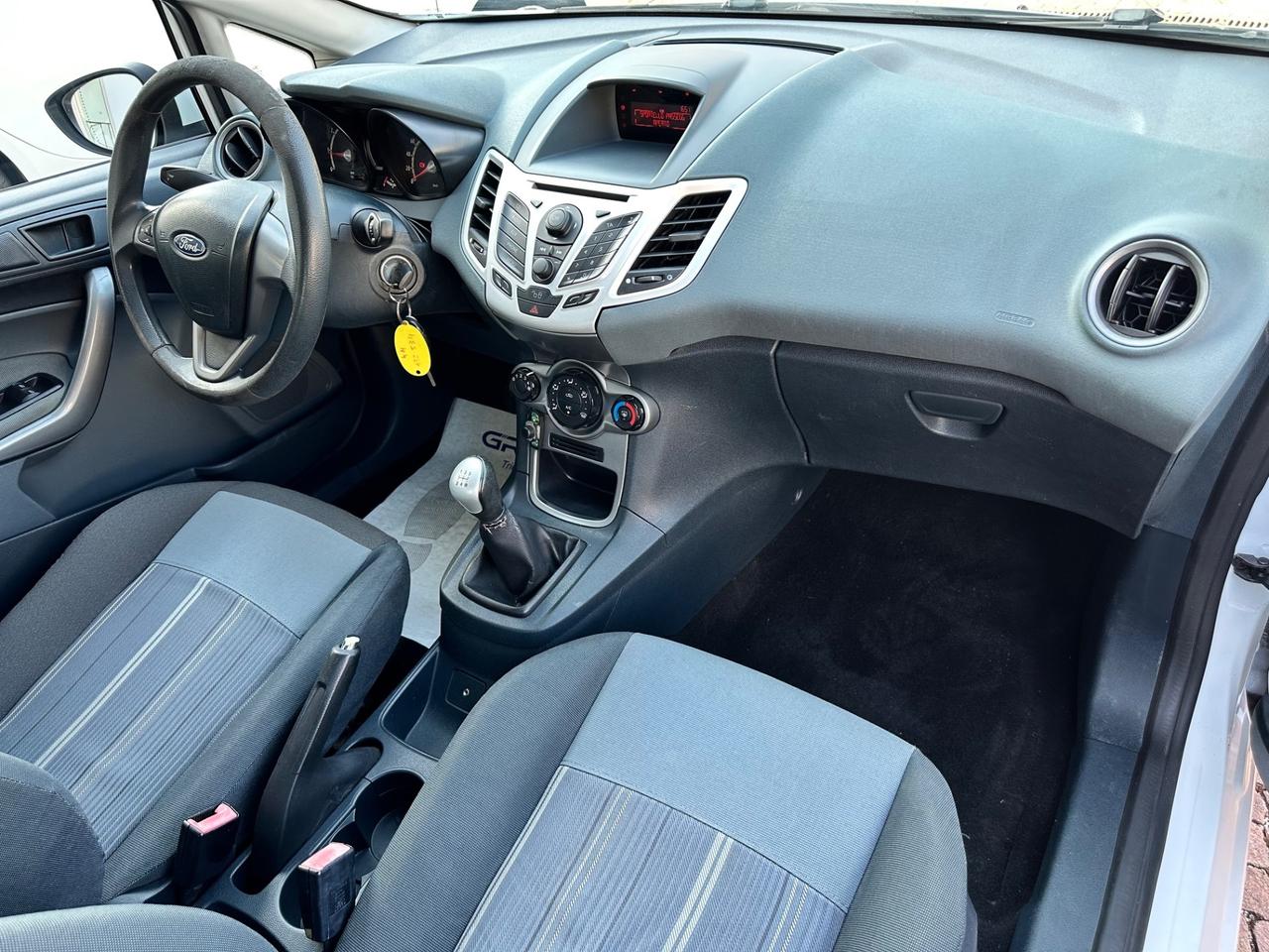 Ford Fiesta 1.2Bz 60CV 5p - Neopatentati