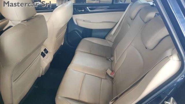 SUBARU OUTBACK Outback 2.5i Premium lineartronic TG: FY639MW