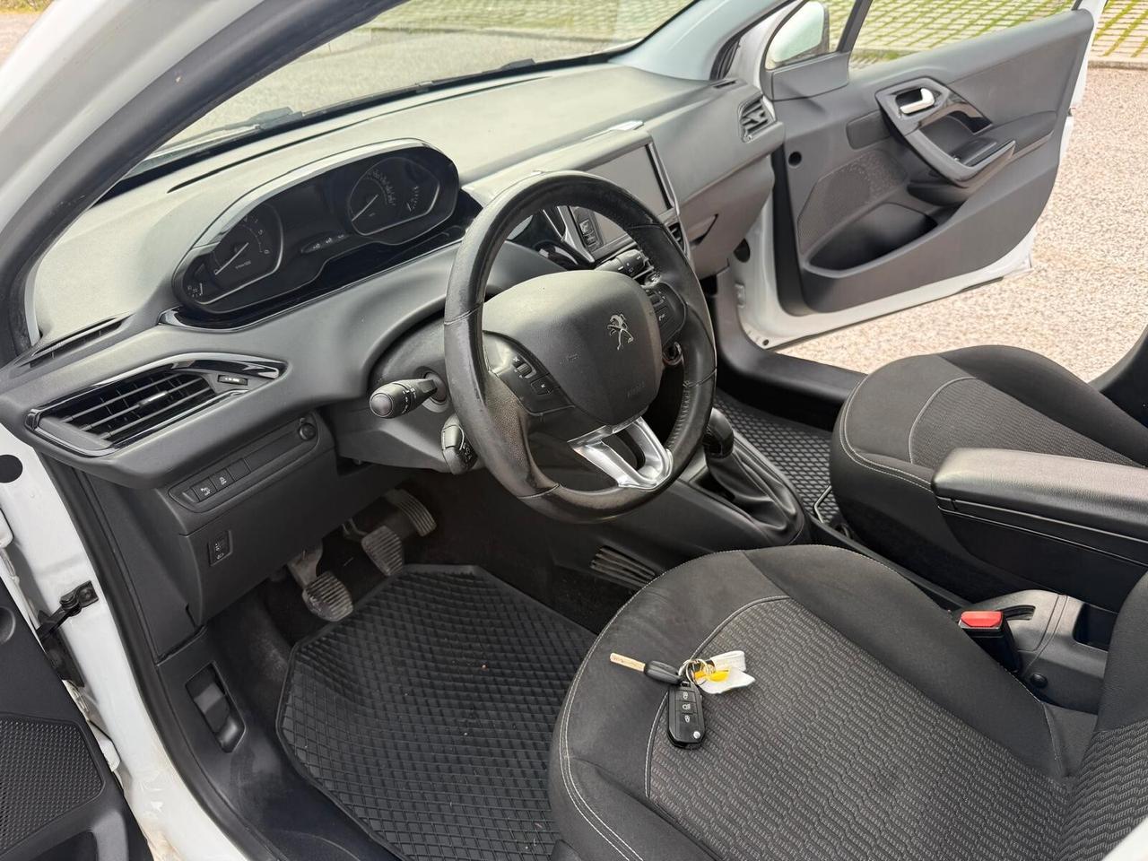 Peugeot 208 BlueHDi 75 5 porte Allure