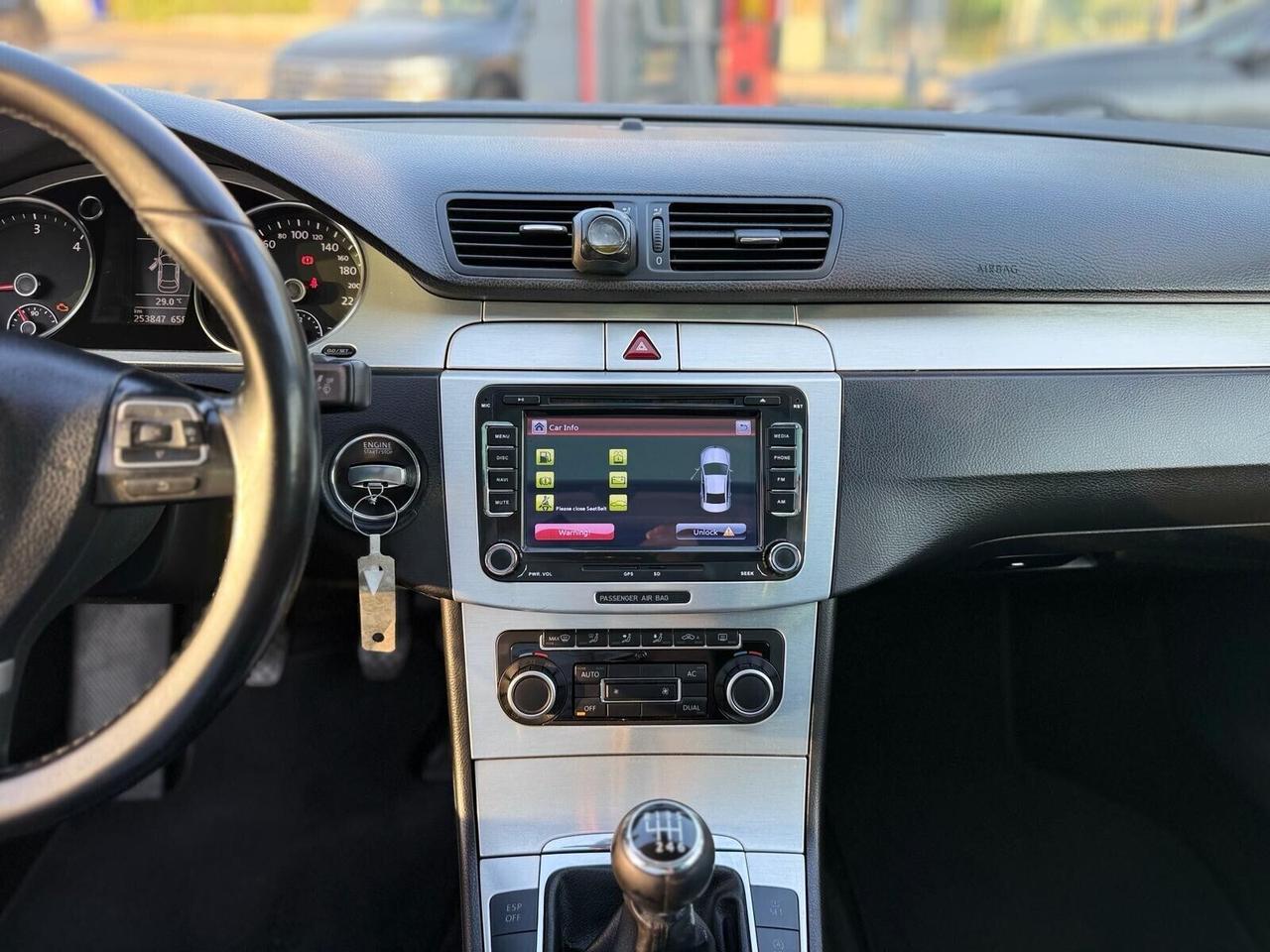 Volkswagen Passat CC 2.0 TDI 140 CV BlueMotion Tec