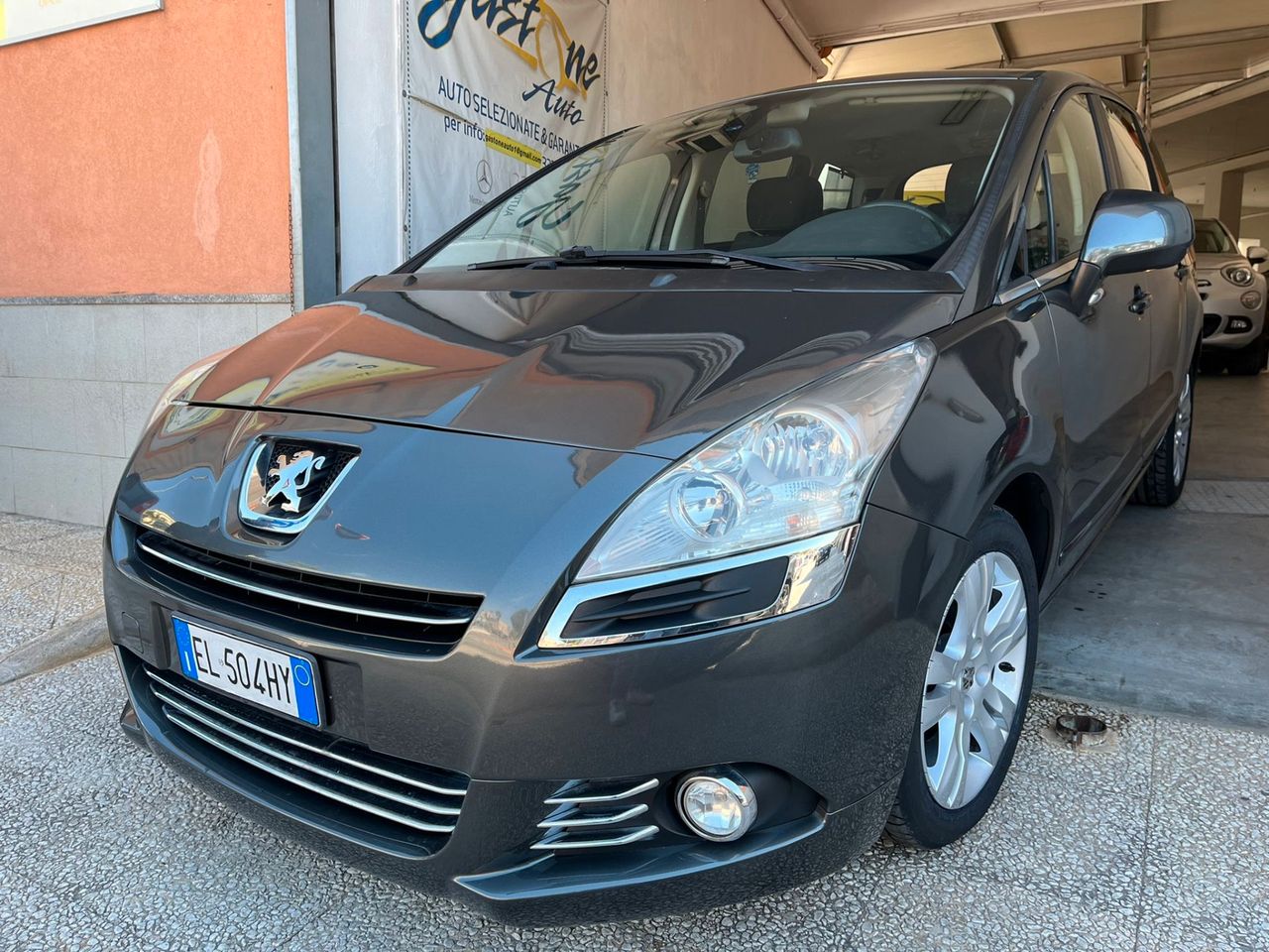 Peugeot 5008 1.6 HDi 112CV Allure 7 POSTI