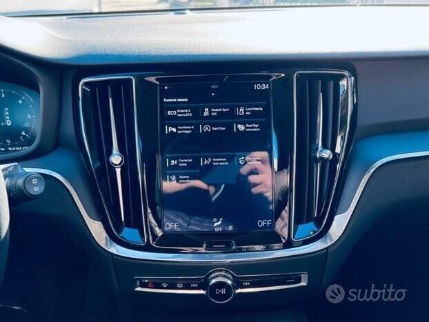 VOLVO V60 D3 Geartronic COCKPIT- CARPLAY