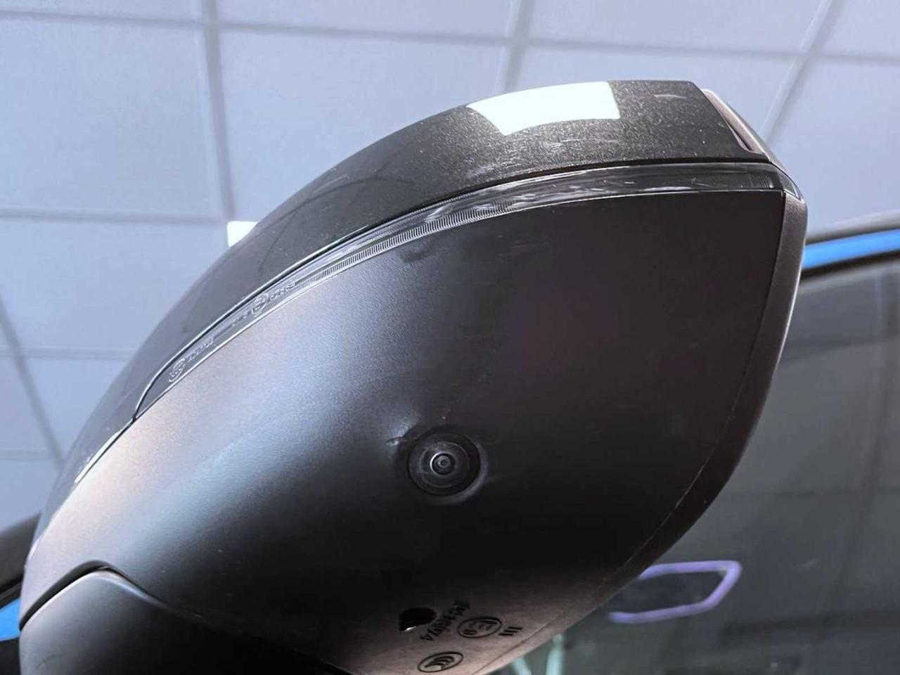 Lynk & Co 01 1.5 PHEV DCT promo fin