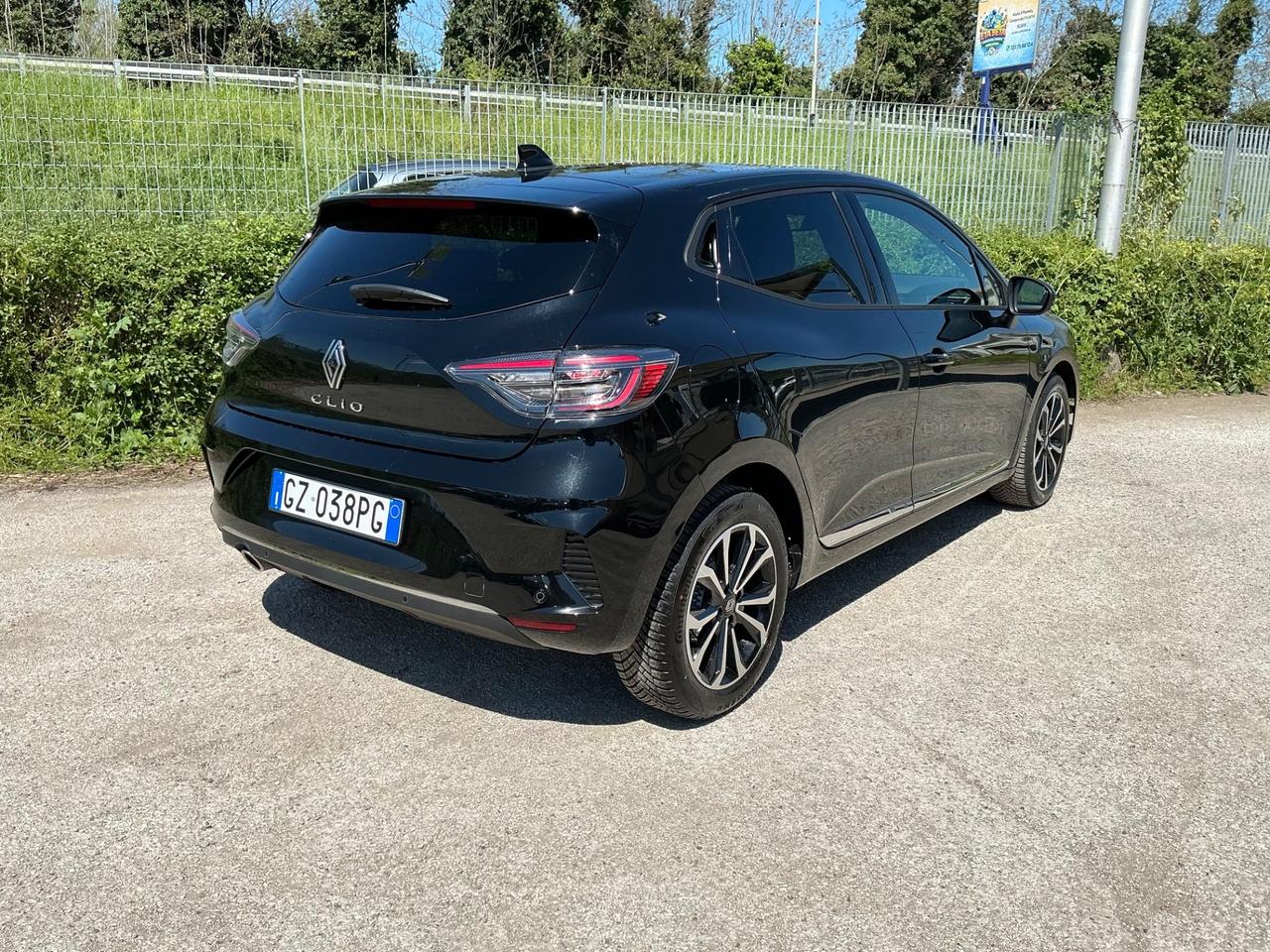 Renault Clio TCe 90 CV Techno Benzina 5 Porte