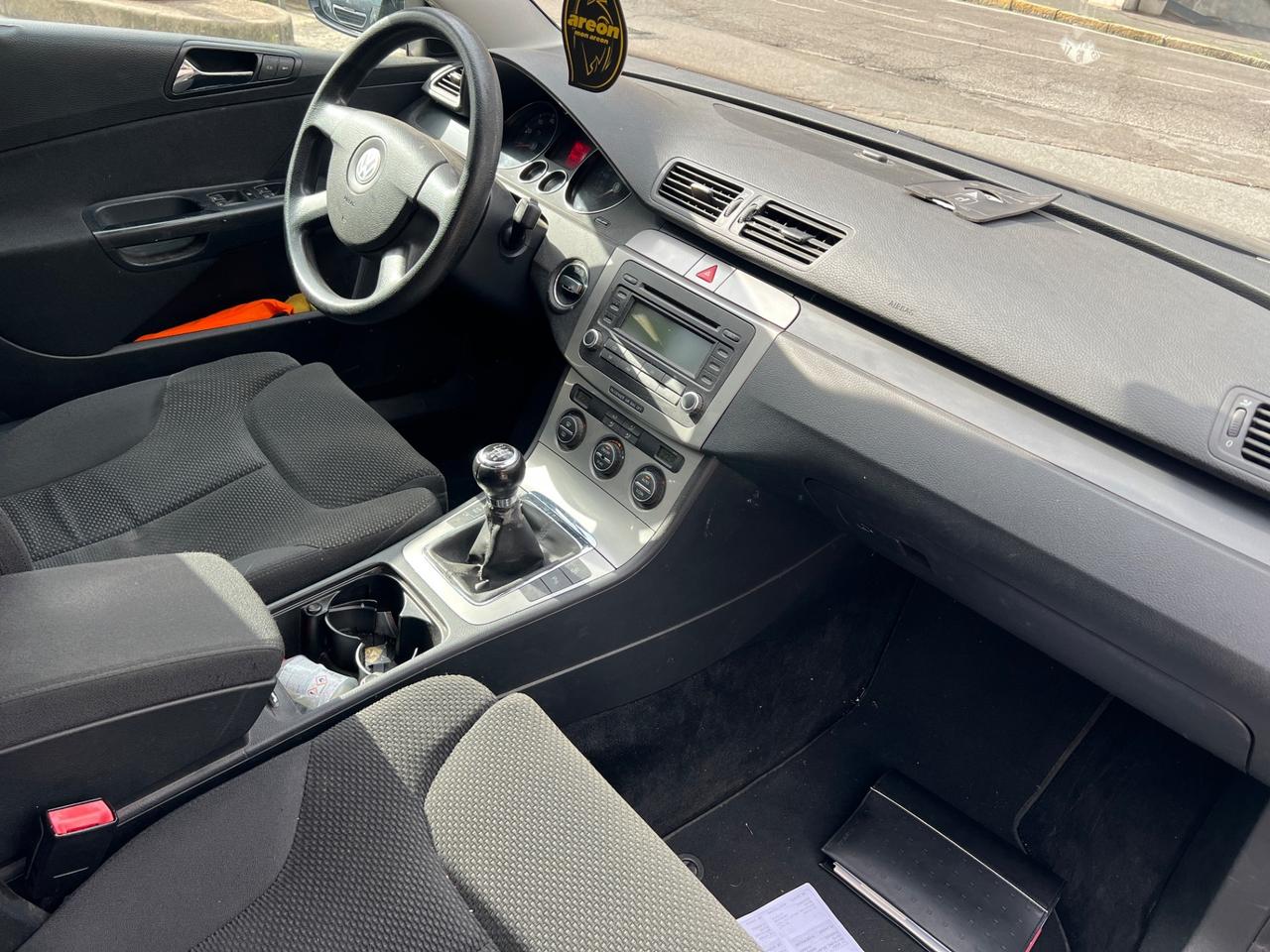 Volkswagen Passat 2.0 16V FSI Var. Comfortline