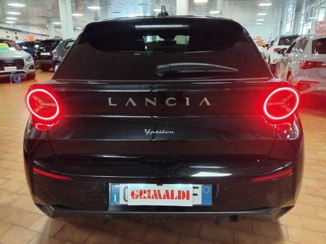 LANCIA Ypsilon 1.2 Hybrid e-DCT LX 17" C/GRIMALDI SPECIAL DAY