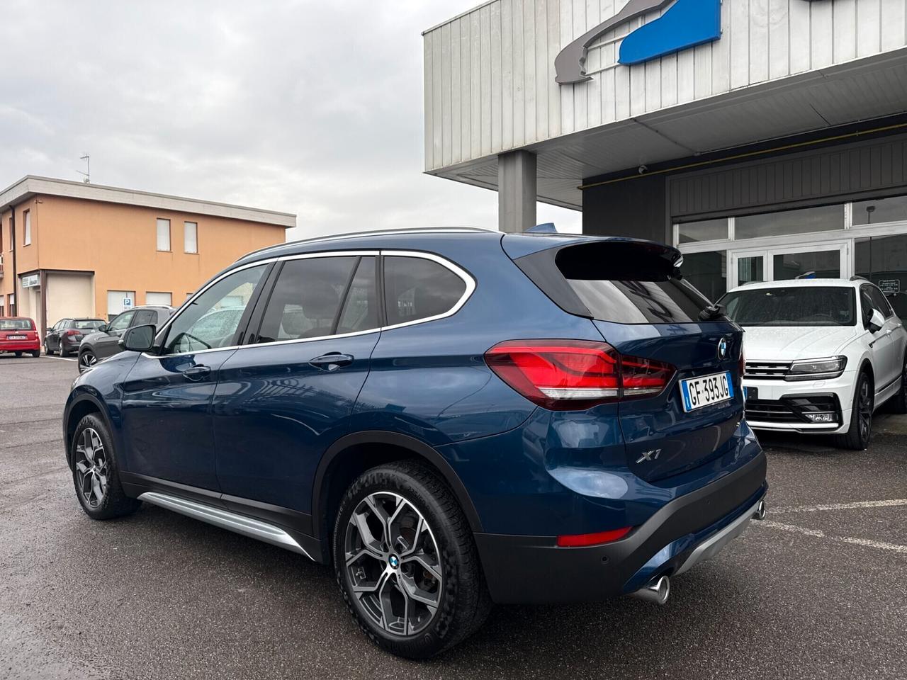 BMW X1 xLine Plus sdrive18d / SERVICE IN BMW