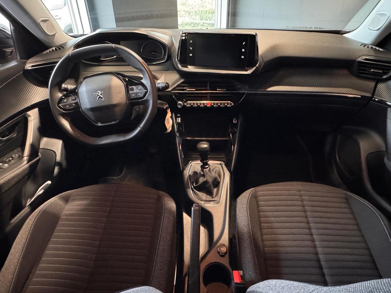 Peugeot 2008 PureTech STYLE