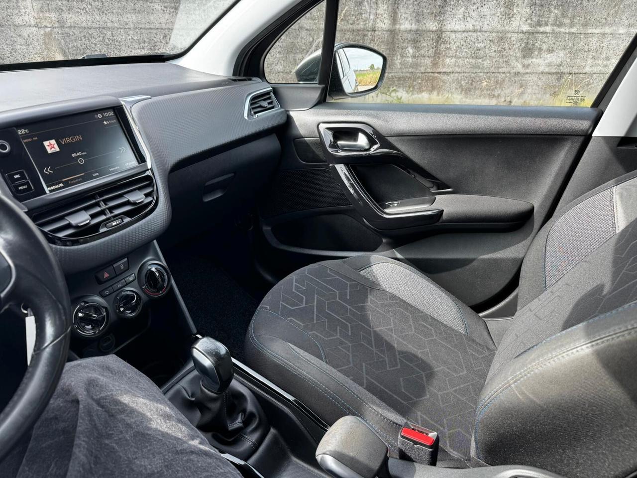 Peugeot 2008 PureTech 82 S&S Allure