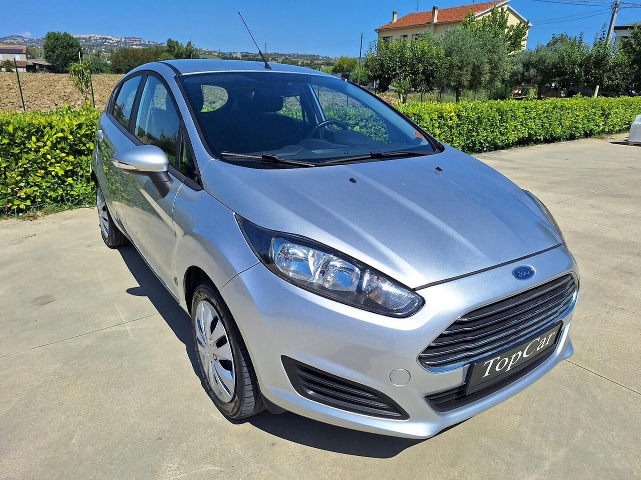 Ford fiesta 1.4 GPL 95cv.Distribuzione Ok