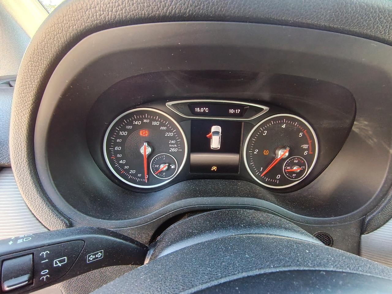 Mercedes-benz B 180 d Premium