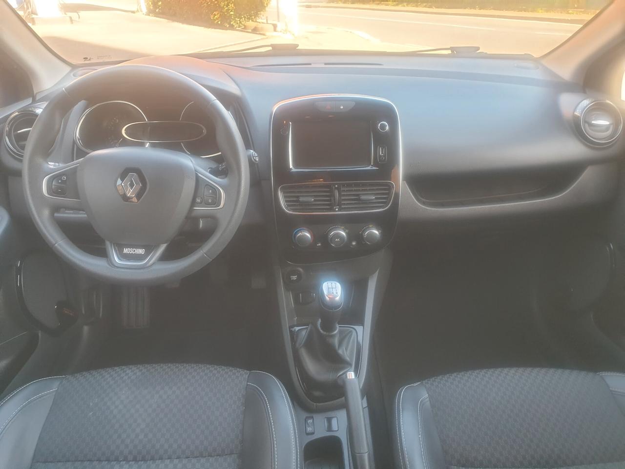 Renault Clio dCi 8V 90 CV 5 porte Moschino Life