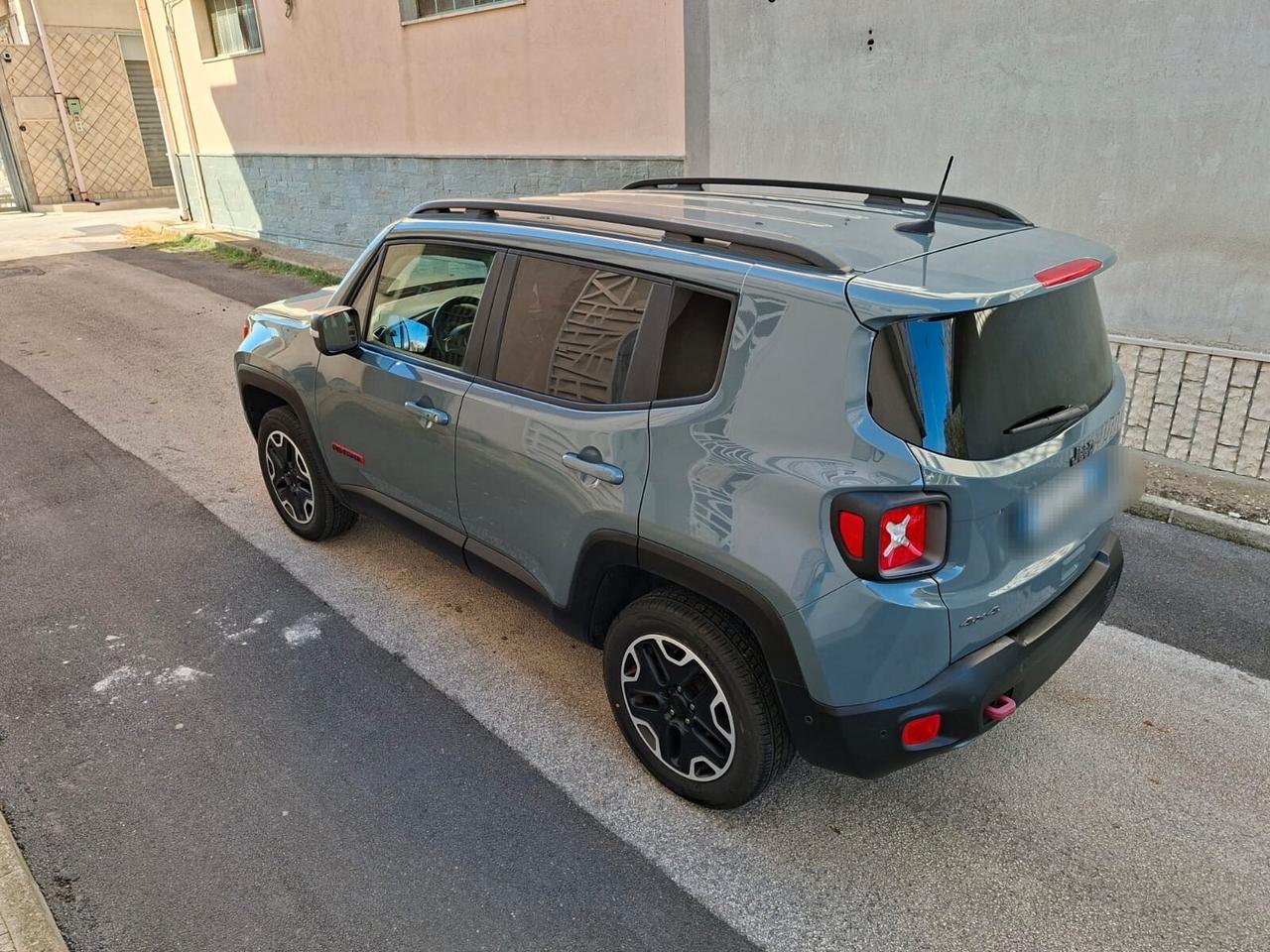 Jeep Renegade 2.0 Mjt 170CV 4WD Active Drive Low Trailhawk